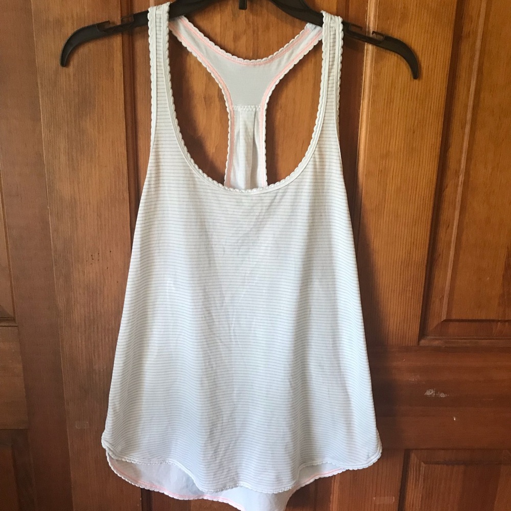 Lululemon tank top